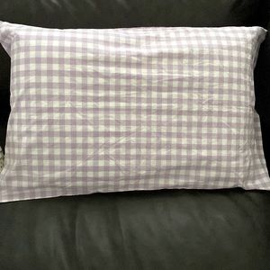 Pottery Barn Kids One (1) Standard Lavender and White Gingham Pillowcase NWT